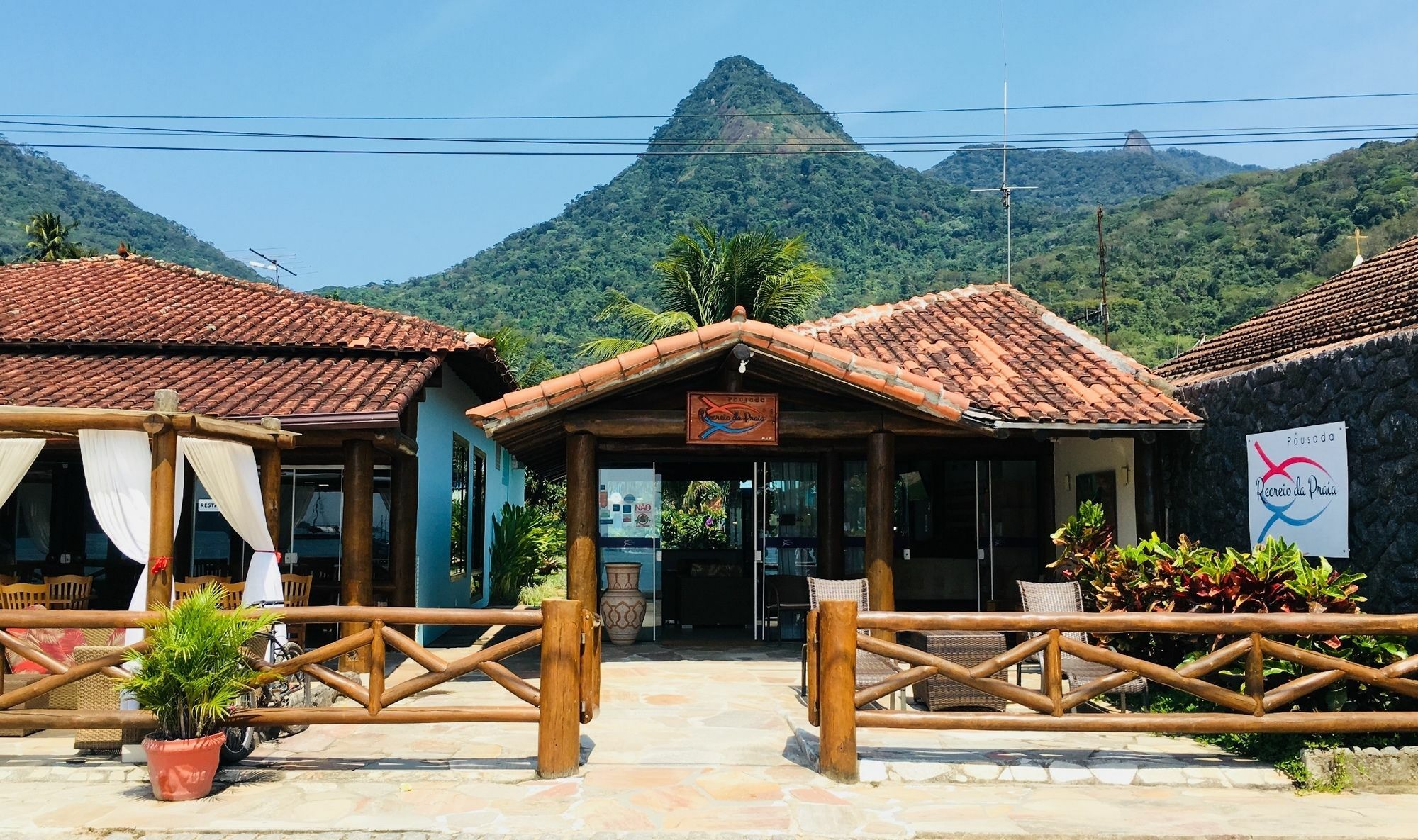 Pousada Recreio Da Praia Vila do Abraao Екстер'єр фото